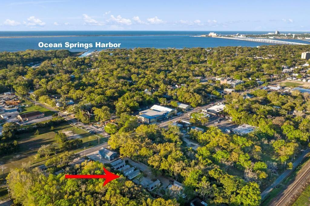 Best Cottage In Ocean Springs- Golf Cart Included!!! 外观 照片